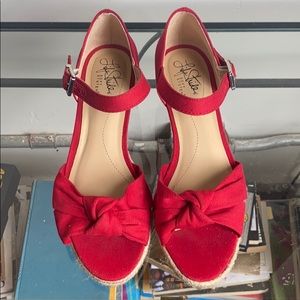 Canvas adorable sandals